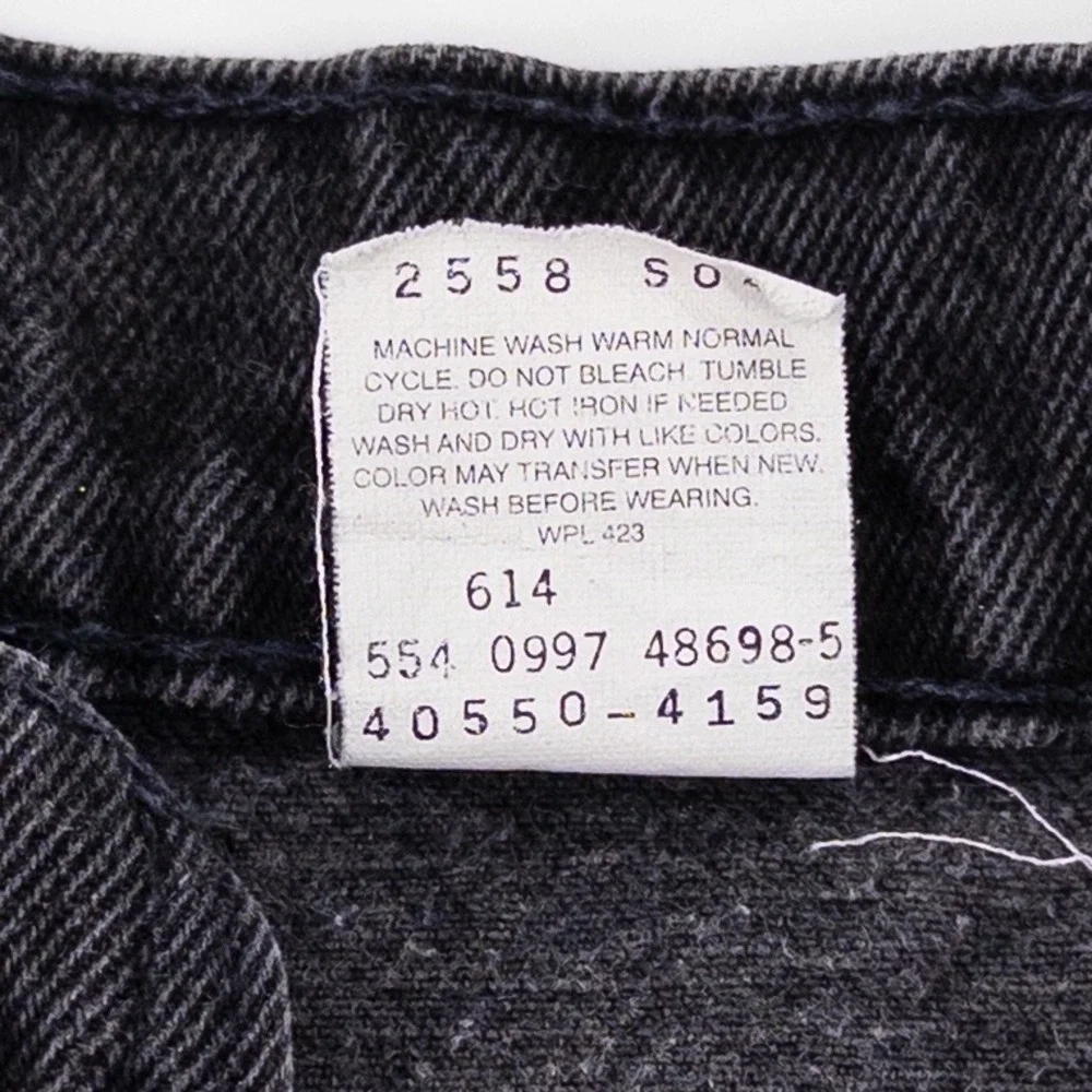 Levis note orange